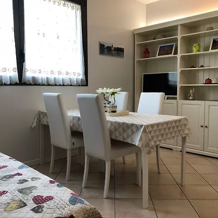 Grace House Monolocale By Logicasa * Комо