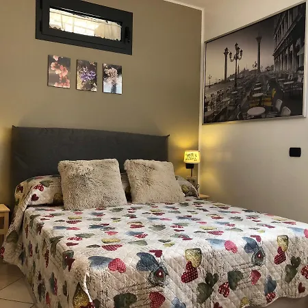 Grace House Monolocale By Logicasa كومو